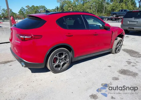 2018 Alfa Romeo Stelvio Sport Awd z USA, uszkodzony, nr VIN ZASFAKPN1J7B61431